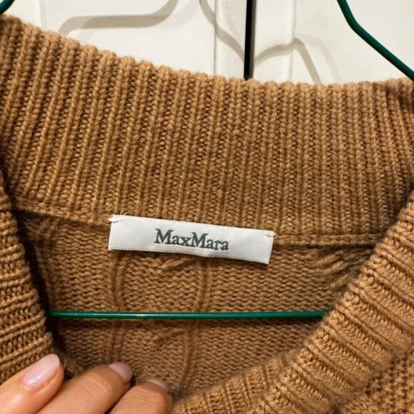 pullover sweater - Picture 3 of 5